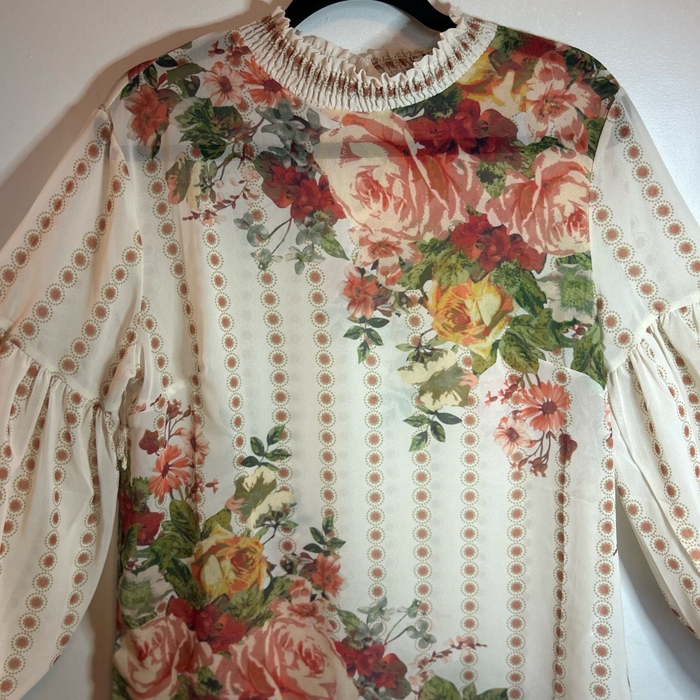 Chicwish Floral‎ Puff Sleeve Blouse in Cream and Red - Picture 2 of 8